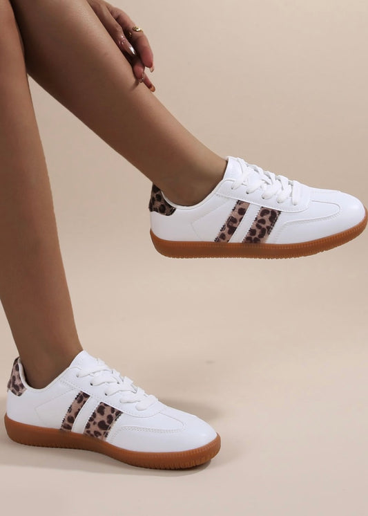 Lisa Sambita White/Leopard Sneakers