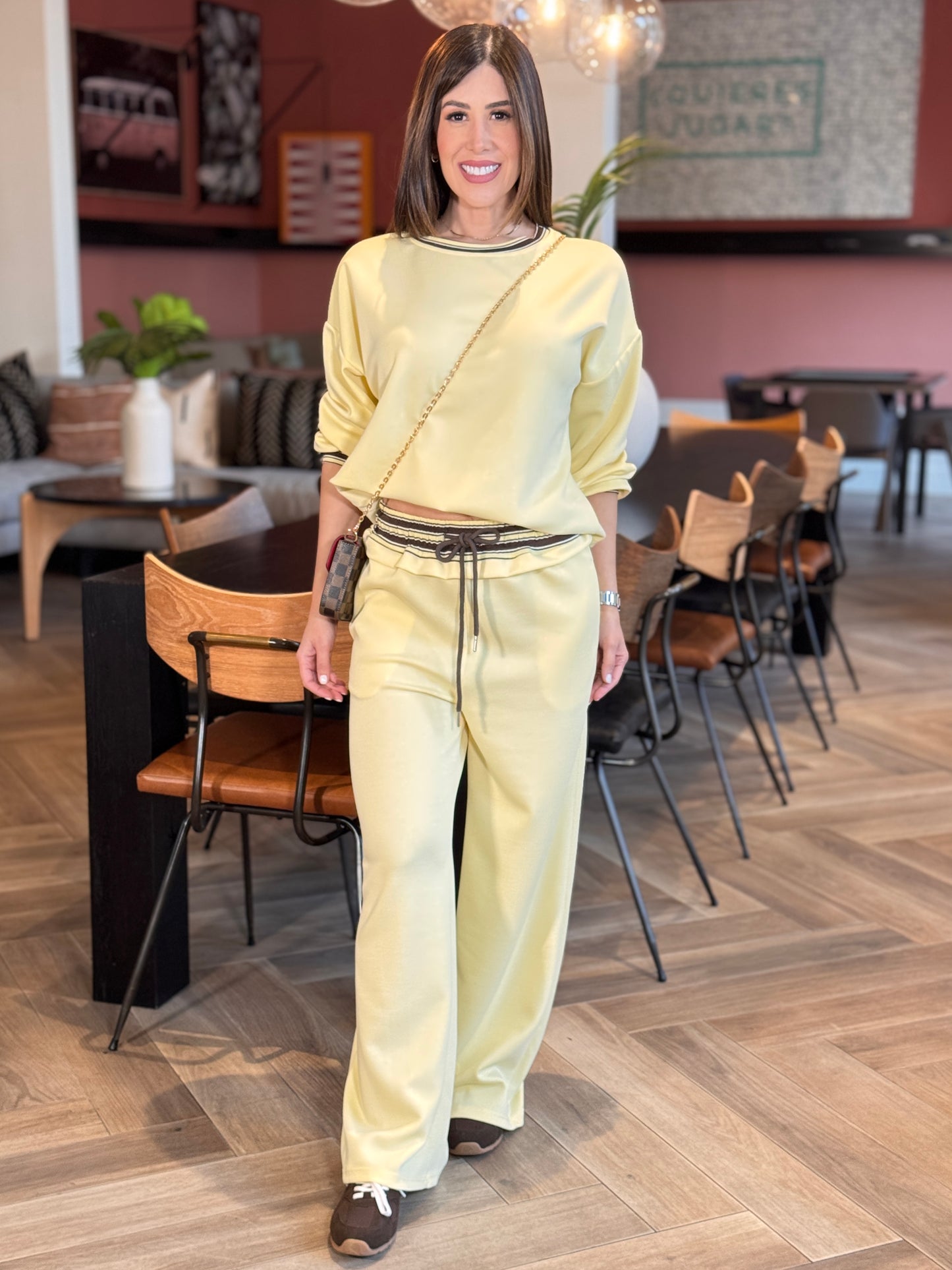Itoo Yellow Lines Sport Set