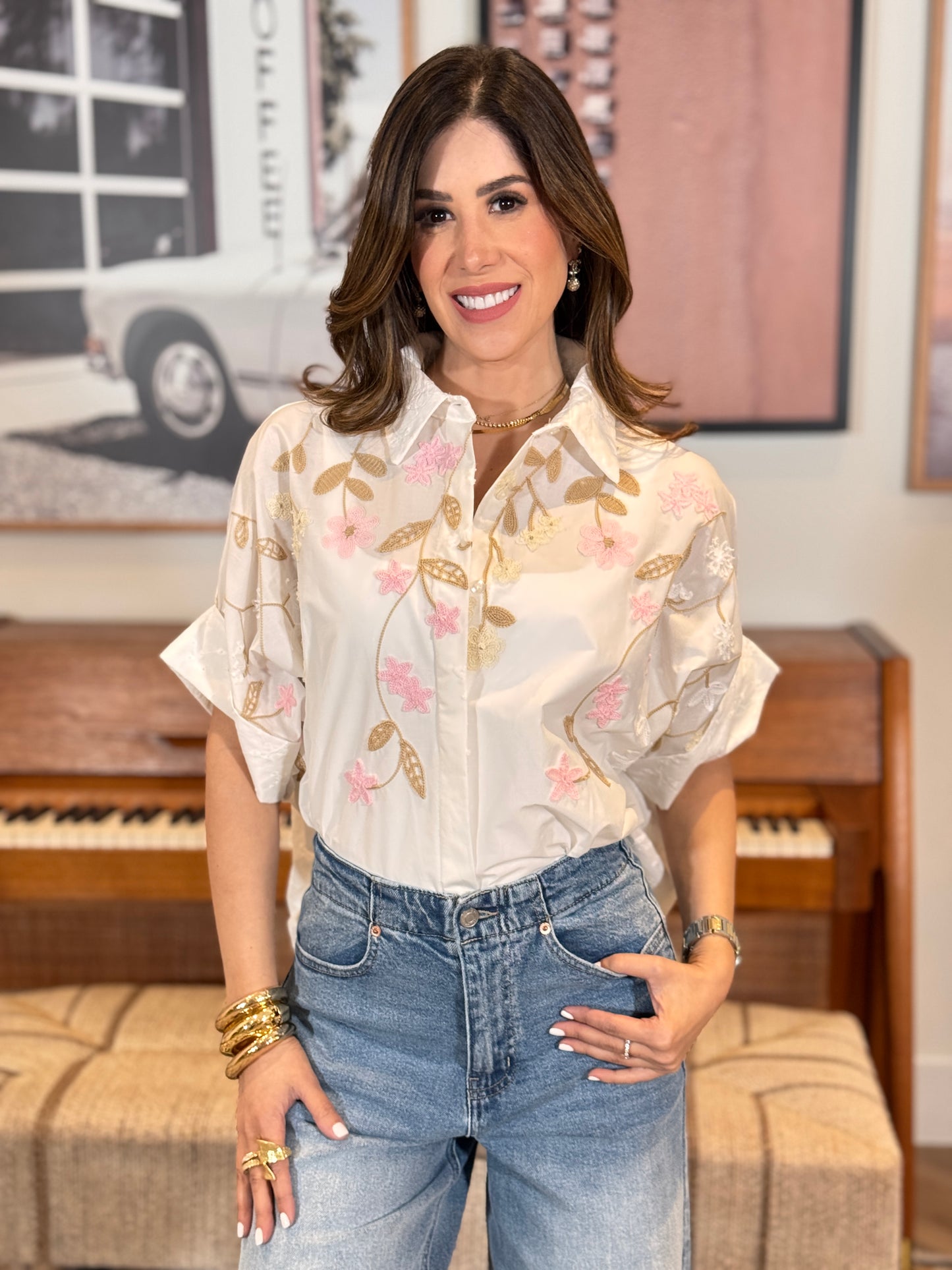 Zeta White/Beige Flowers Shirt Top