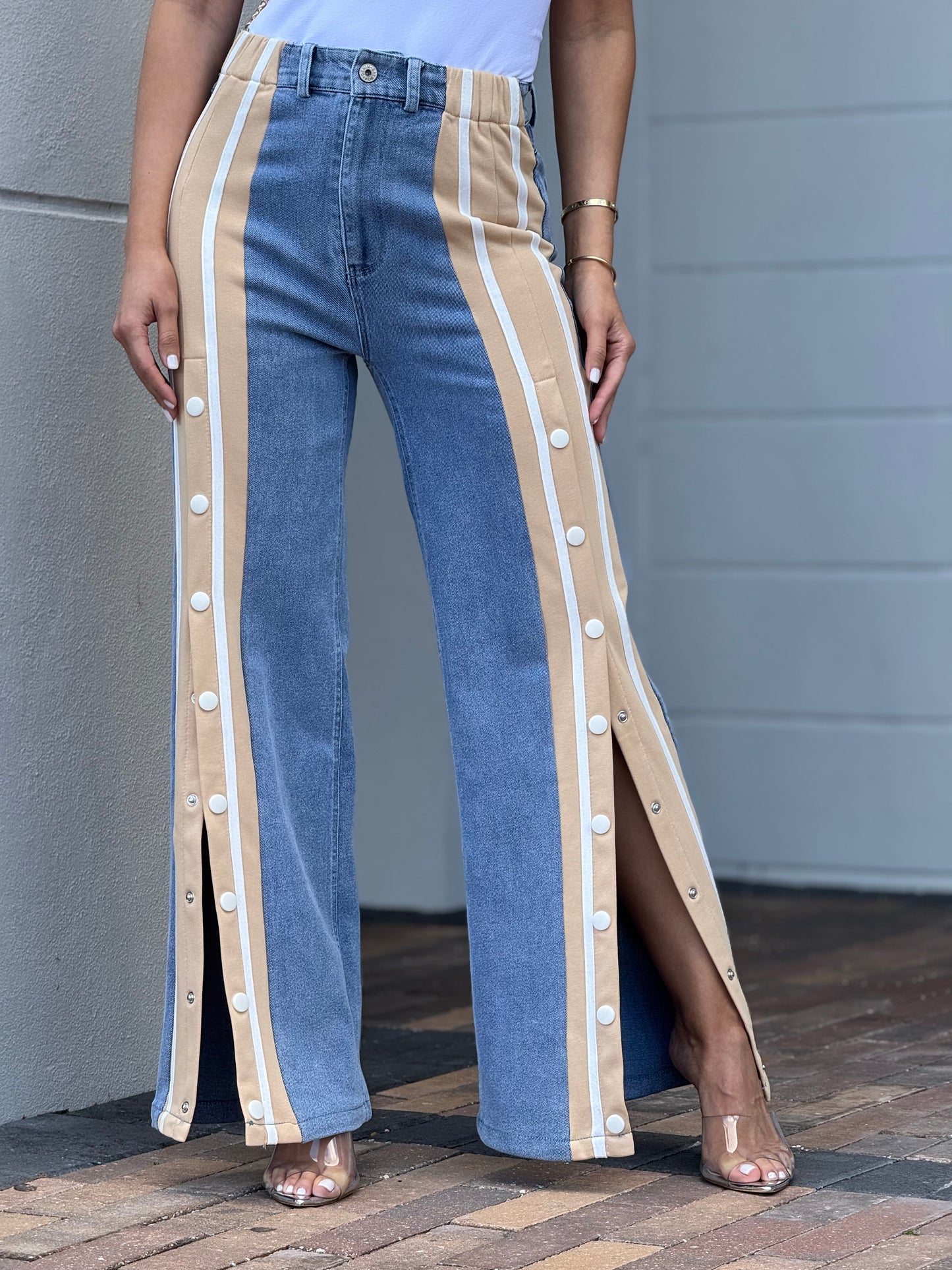 Balbina Beige Lines Jeans