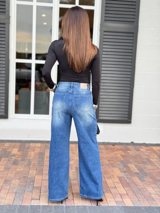 Lovely Black Ribbed Sleeve Top