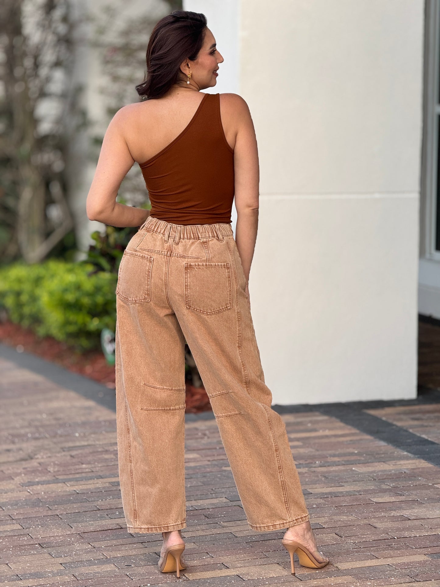 Amber Brown Barrel Jeans
