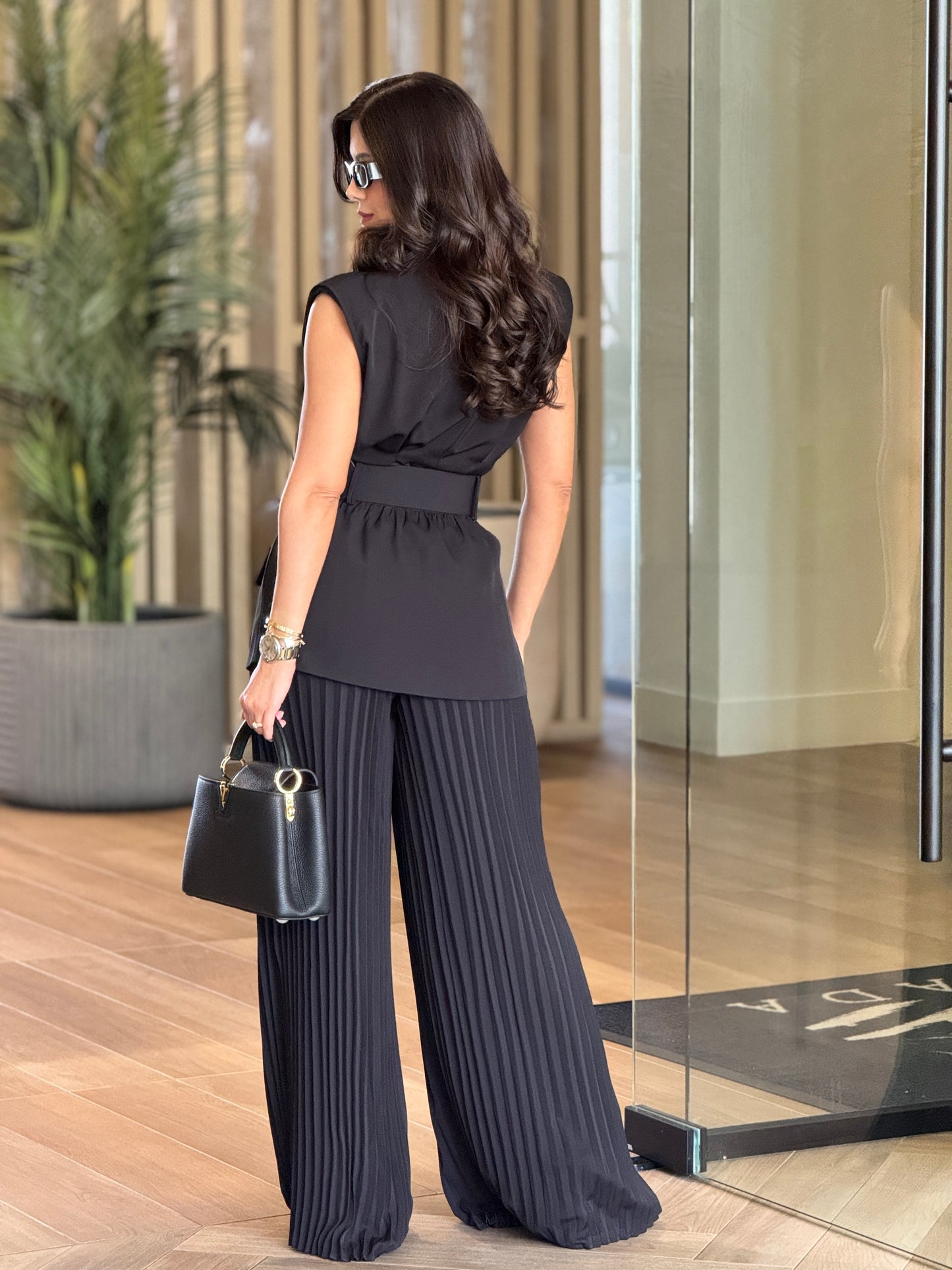 Mulla Black Pleated 3-Piece Set