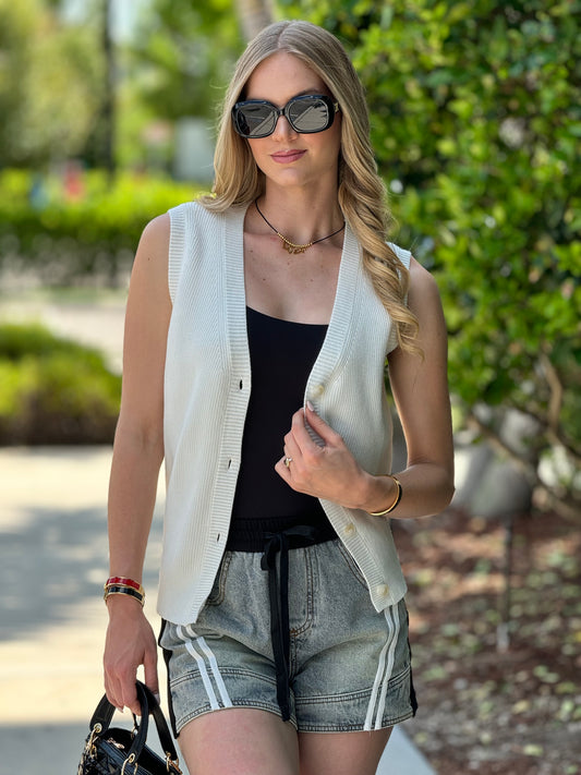 Lindsay White Knitted Vest