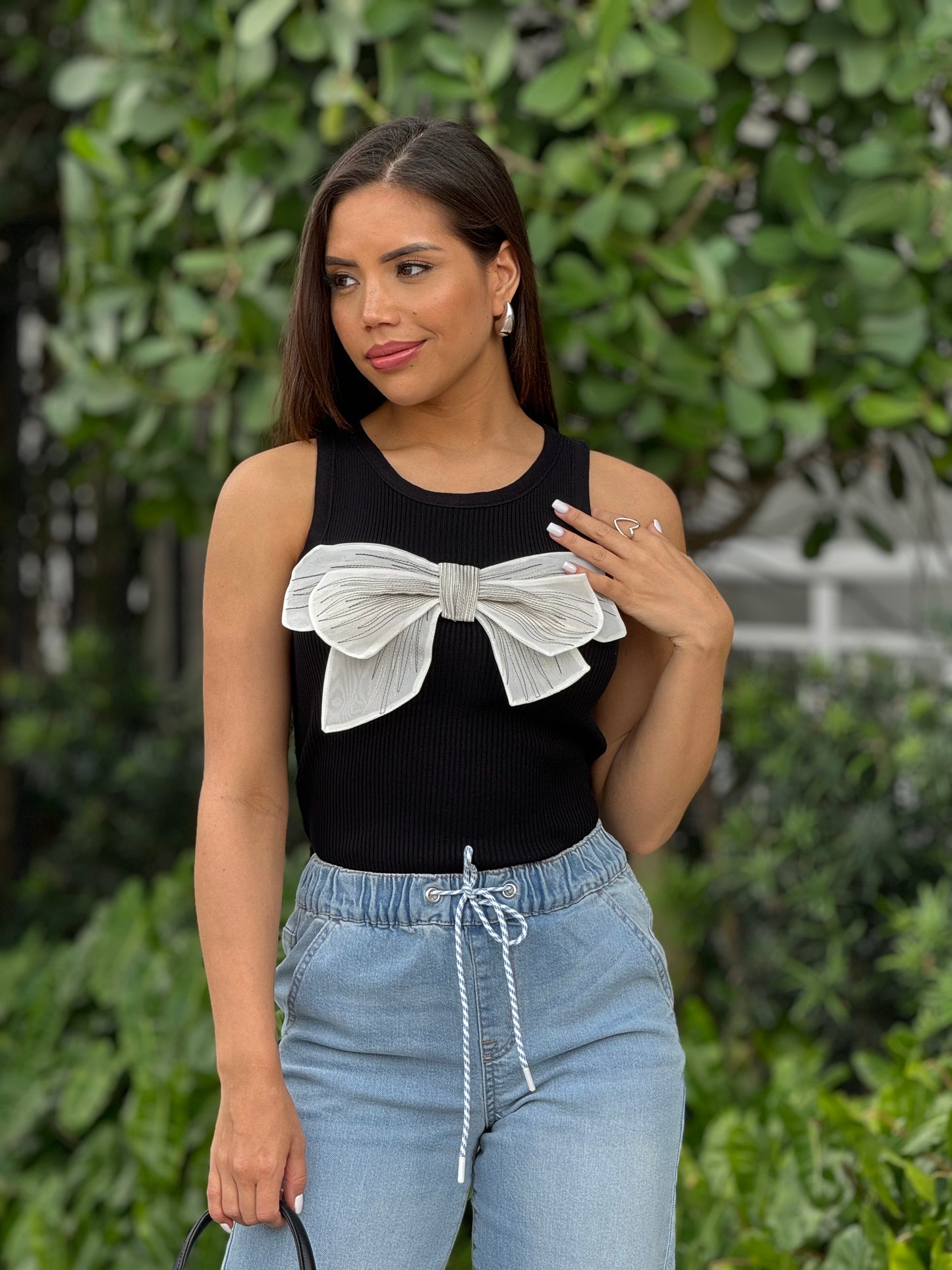 Bow Black Top