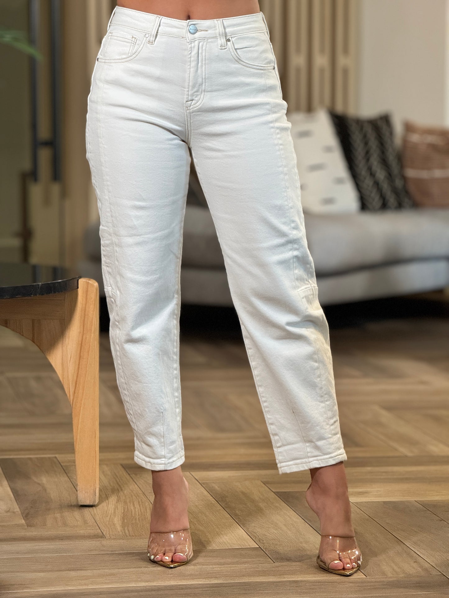 Risen White Barrel Jeans