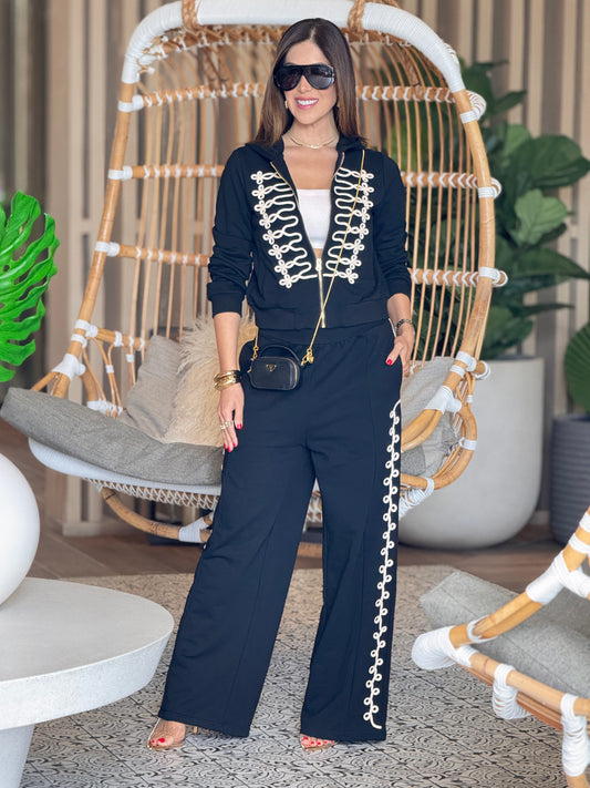 Napoleón Black Embroidery Zipper Set