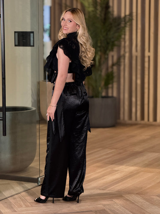 Amy Black Lace Ruffle Top