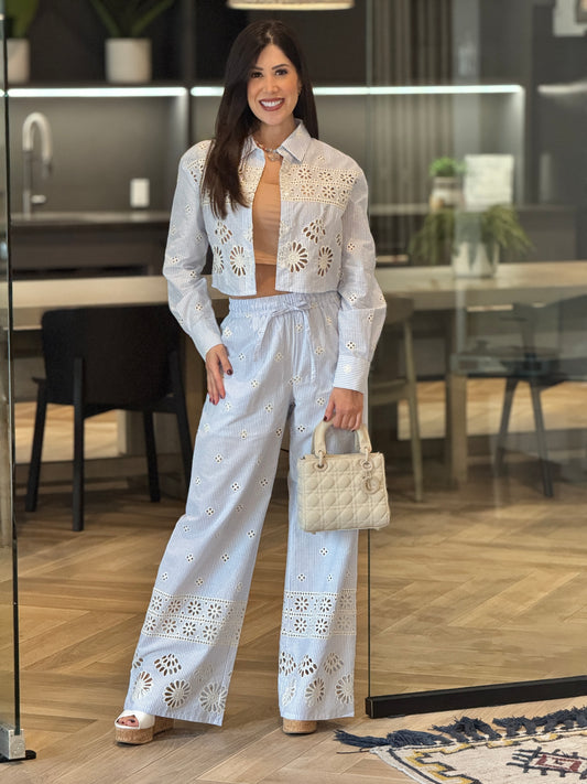 Ovianca Blue Lines Embroidered Set