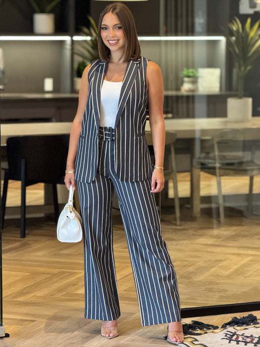 Ovianca Blue Lines Vest Set