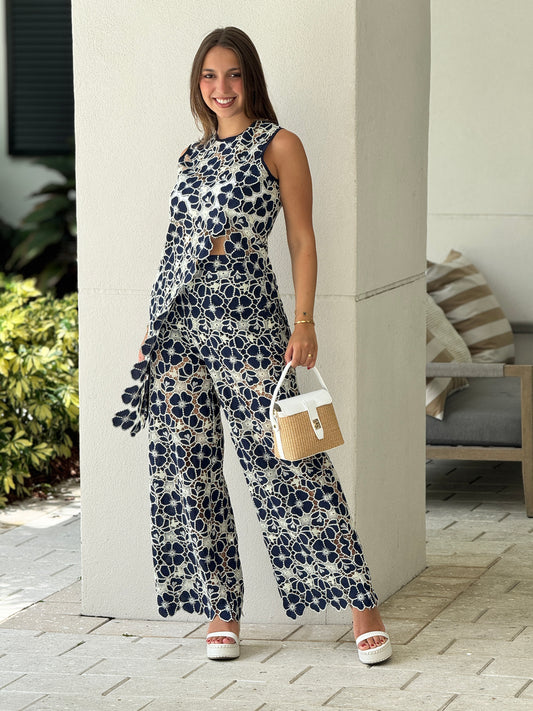 Rocio Navy Torchon Set