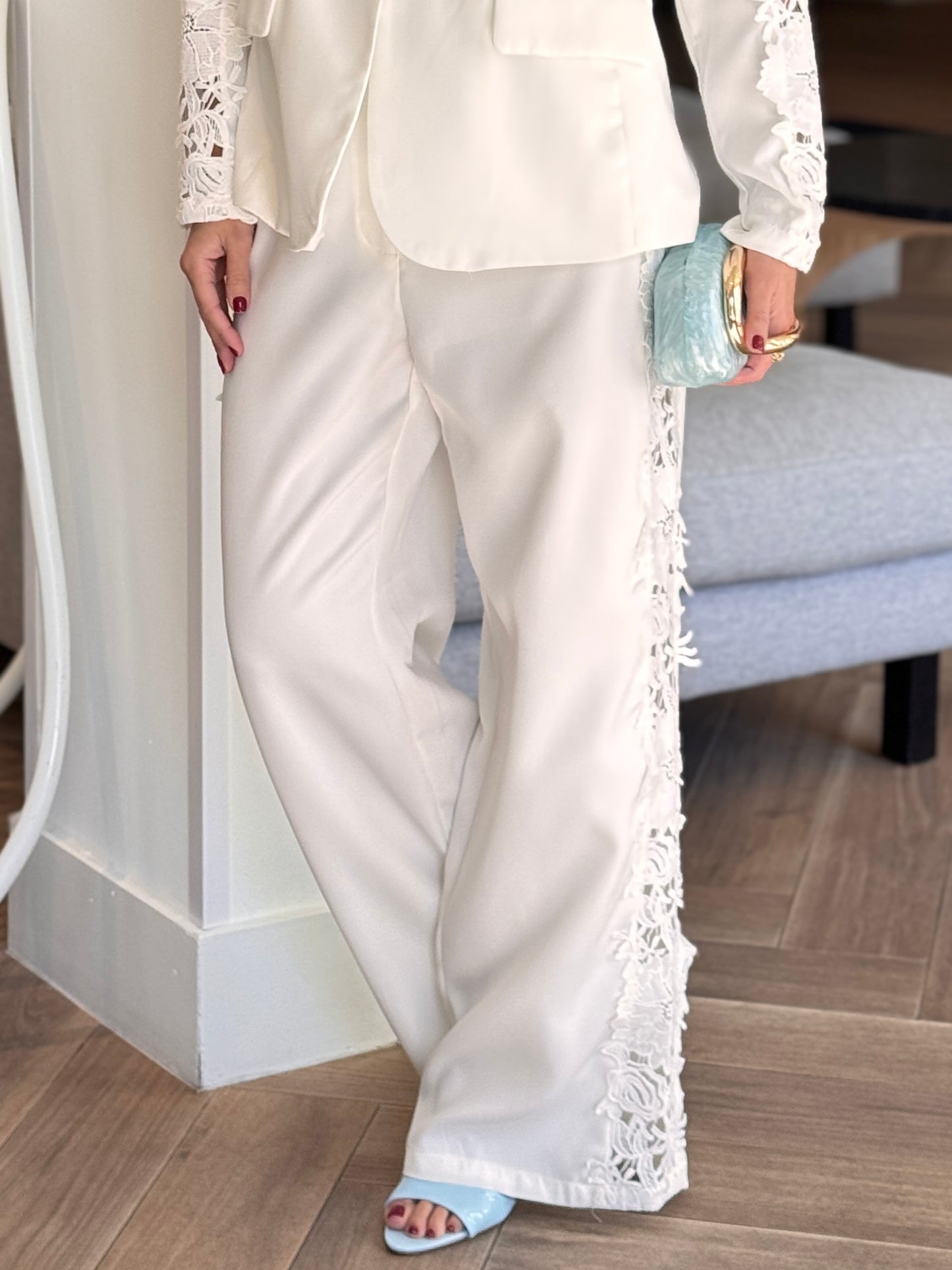 Milka White Torchon Pants