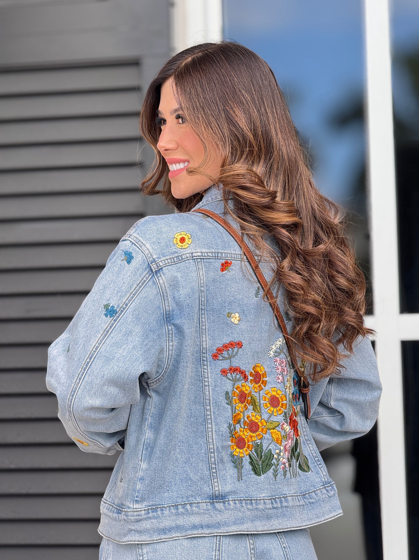 Perky Light Denim Flower Embroidery Set