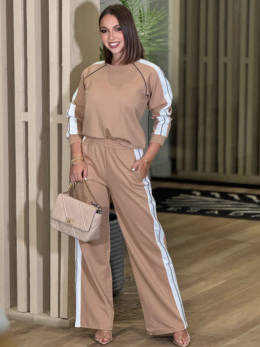 Rivera Beige Lines Sport Set