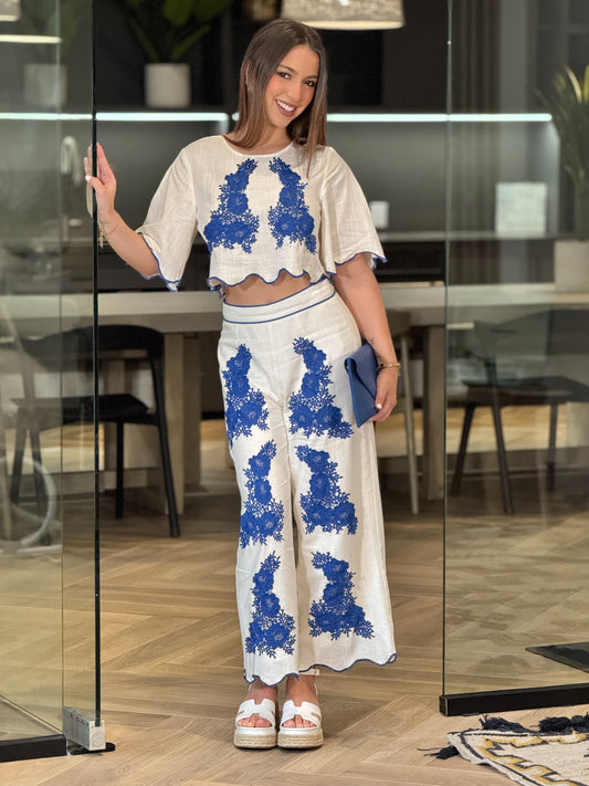 Stephanie Blue Embroidery Set