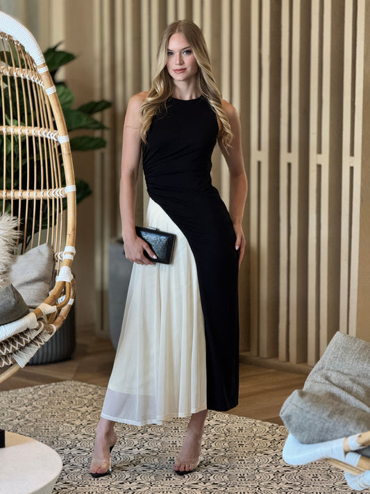 Janette Black/White Dress