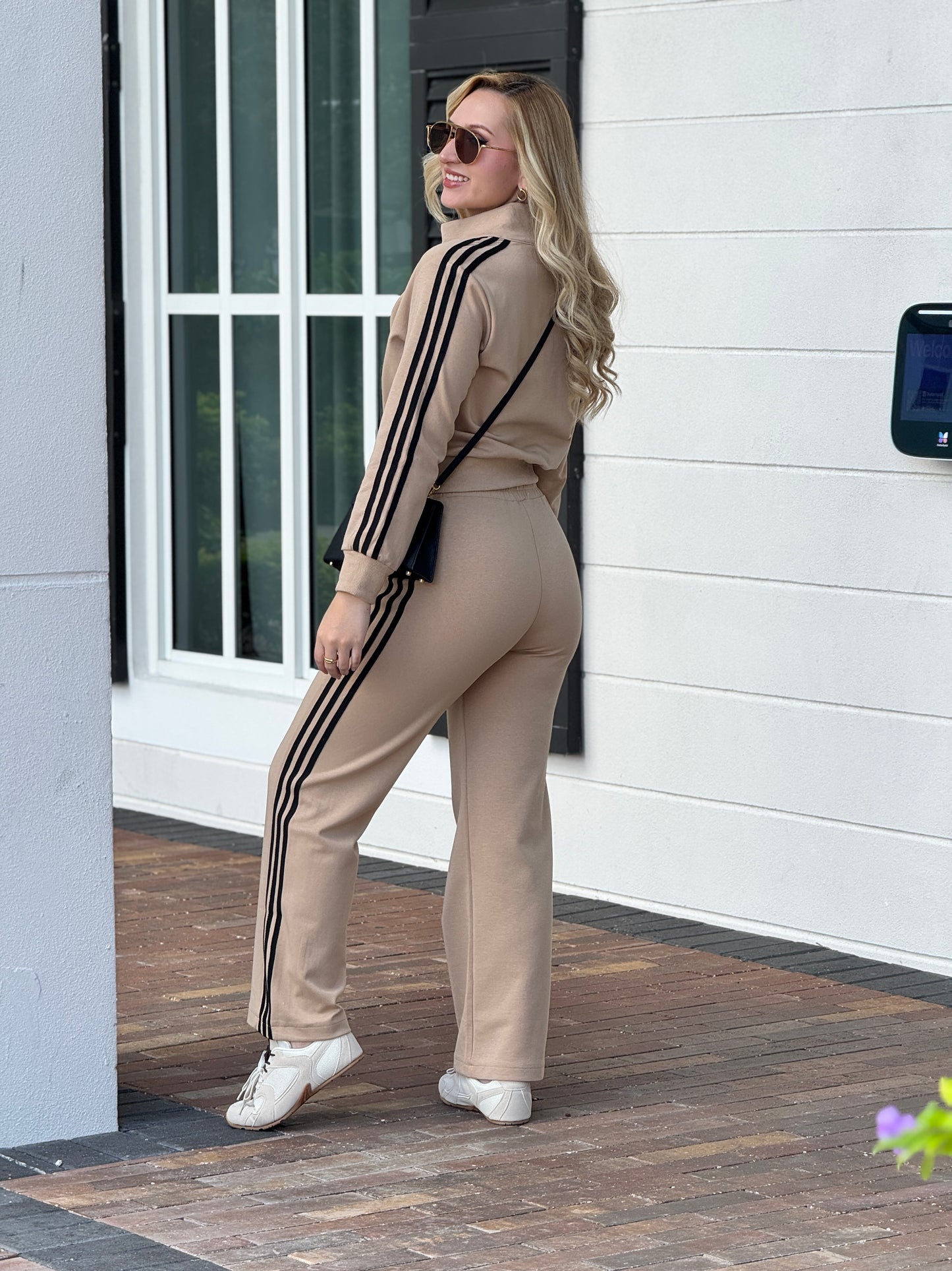Marfa Beige Lines Sport Set