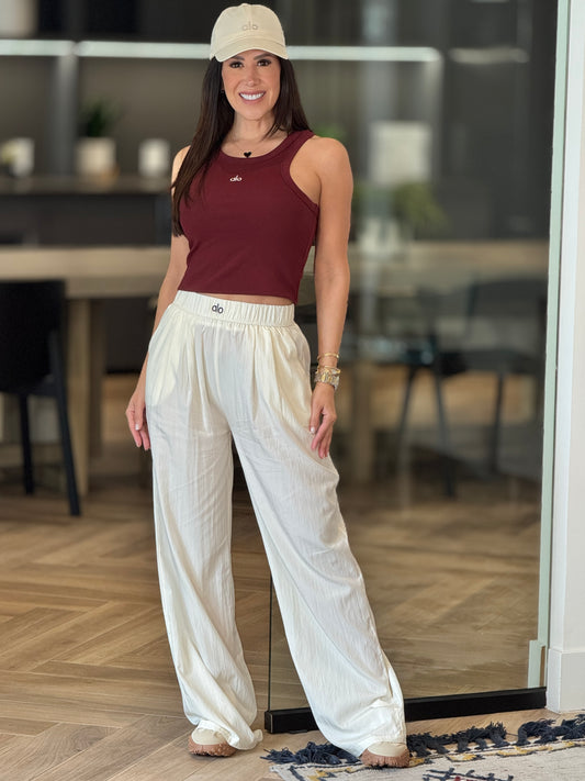 Lalo Burgundy/White Sport Set