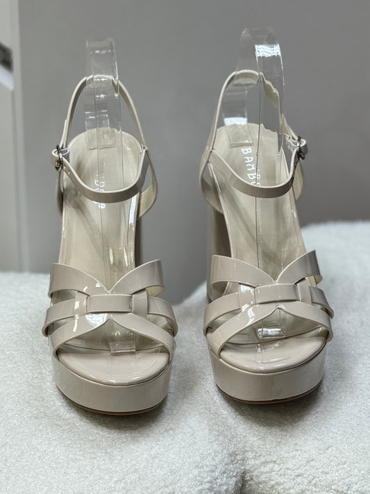 Monika 31 Yvory Patent Sandals
