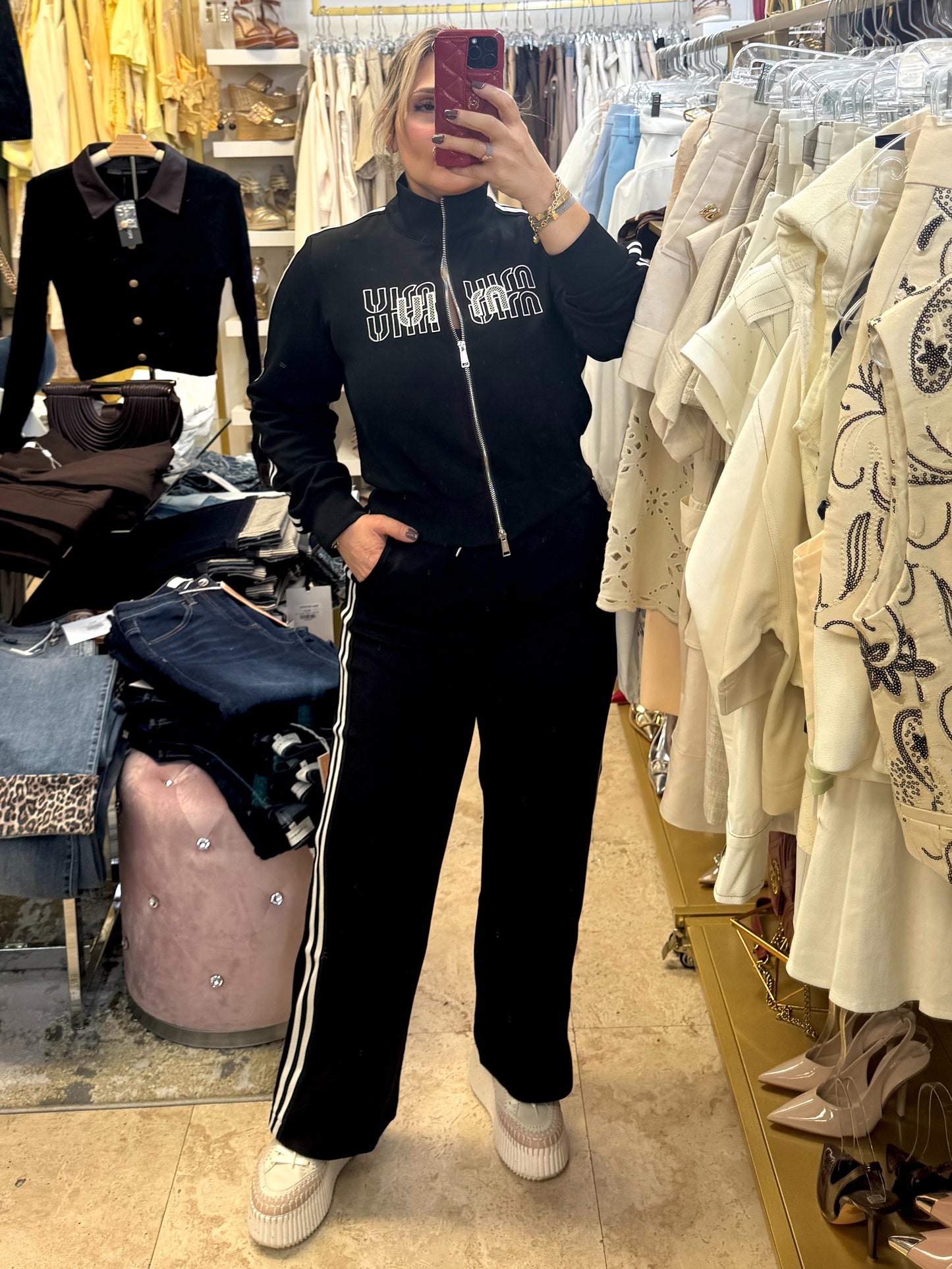 Mui Black Sport Set